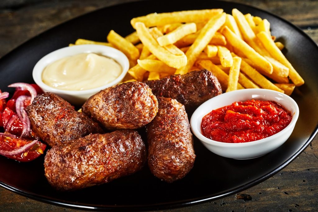 Dark backgrounds best complement dark-colored foods restaurant food photography